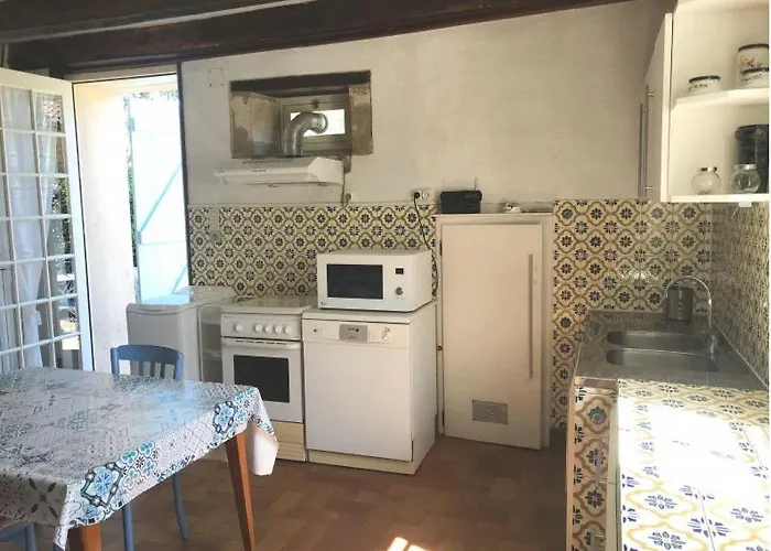 Appartamento Pigeonnier Du Rau, Avec Parc Et Piscine 1-1 *