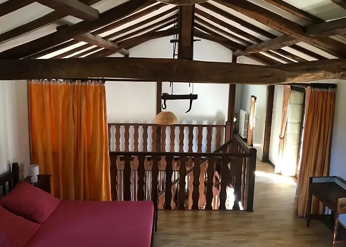 Pigeonnier Du Rau, Avec Parc Et Piscine 1-1 *